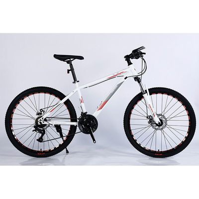 Experimente a emoção da bicicleta de montanha de 24 velocidades com borda de parede dupla e pneus grandes