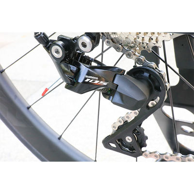 Novamente concebido 700C * 25 22 velocidade de carbono Quadro curva manobra de bicicleta de estrada com suspensão de garfo