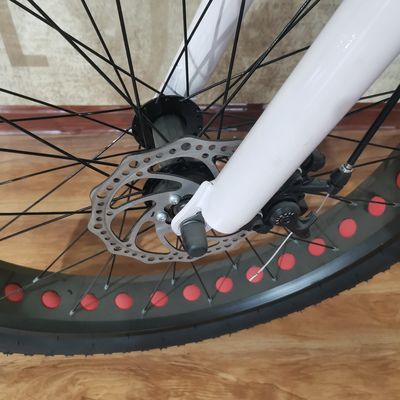 Feito de 26 polegadas de eletricidade de pneus gordos bicicleta com 48v 500w motor de bateria de lítio alimentado
