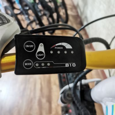 Feito de 26 polegadas de eletricidade de pneus gordos bicicleta com 48v 500w motor de bateria de lítio alimentado