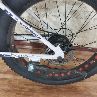 Feito de 26 polegadas de eletricidade de pneus gordos bicicleta com 48v 500w motor de bateria de lítio alimentado