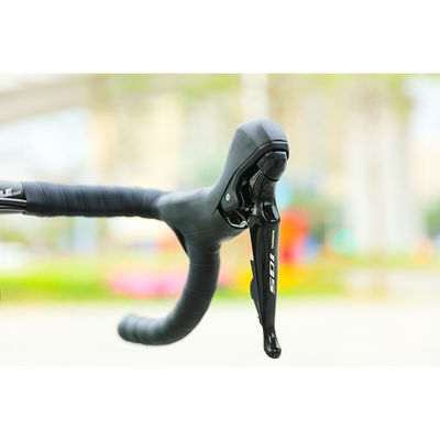 Batalha OEM 700c Disc Brake Mountain Bike com 10,5 kg de peso e 700C * 25c largura do pneu