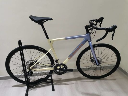 Bicicleta rodoviária de soldagem de fibra de carbono 700C 2*9s 1*9s AL Quadro Bonito Forma AL Hub E 10kg