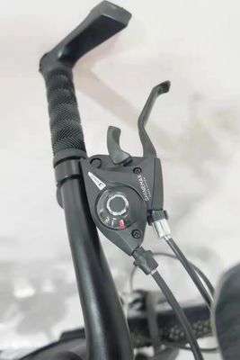 Bicicleta de estrada leve de liga de alumínio de 26 polegadas 21 velocidades e capacidade de carga de 150 kg