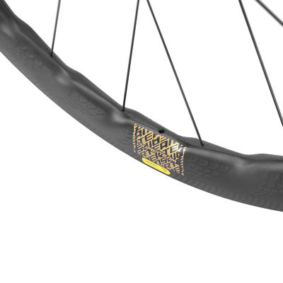 Fibra de carbono Superteam Road Bike Wheel Set 25mm Largura 50mm Profundidade Hubs de Rolamentos Cerâmicos