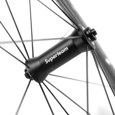 O Superteam Carbon Fiber Wheelset é a melhor atualização para o desempenho das bicicletas de estrada