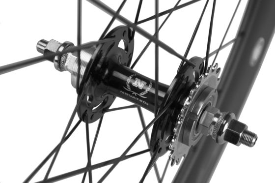 Experimente o poder do conjunto de rodas de fibra de carbono 700C para bicicletas de estrada A escolha perfeita