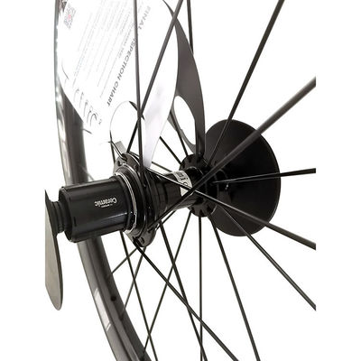 Preta 451 Brake de borda 3K brilhante Cerâmica Hub de rolamento Lâmina Spokes Superteam Wheelset de carbono