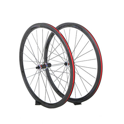 Retrospecto 700c Wheel Set em preto com RS Hub Carbon Body e Galaxy Color 24/24 Holes