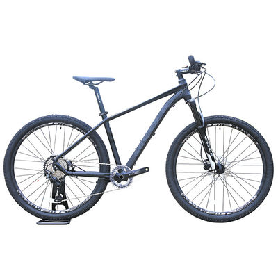 Bicicleta de montanha ajustável para adultos 13,9kg Peso da bicicleta Frente e freio de disco traseiro