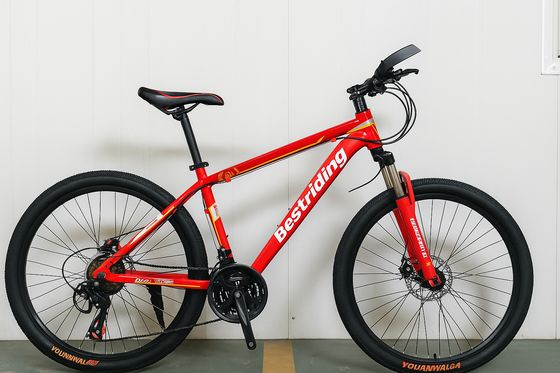 Road Racing Road Bike com sistema de travagem SHIMANO BR-R7020 sem suspensão concebido para transferência de potência e experiência de condução aerodinâmica